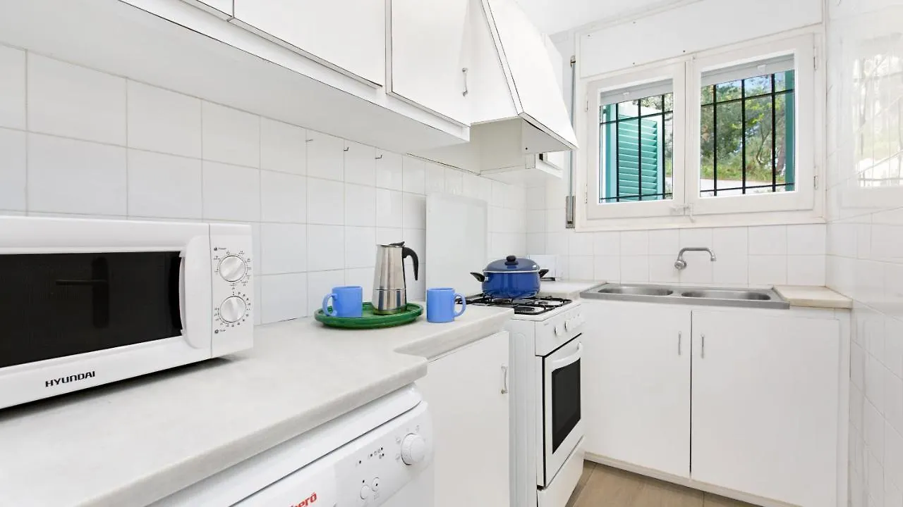 Geranis 1 Apartment Llafranc
