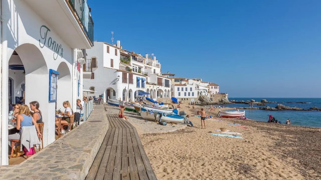 Geranis 1 Apartment Llafranc